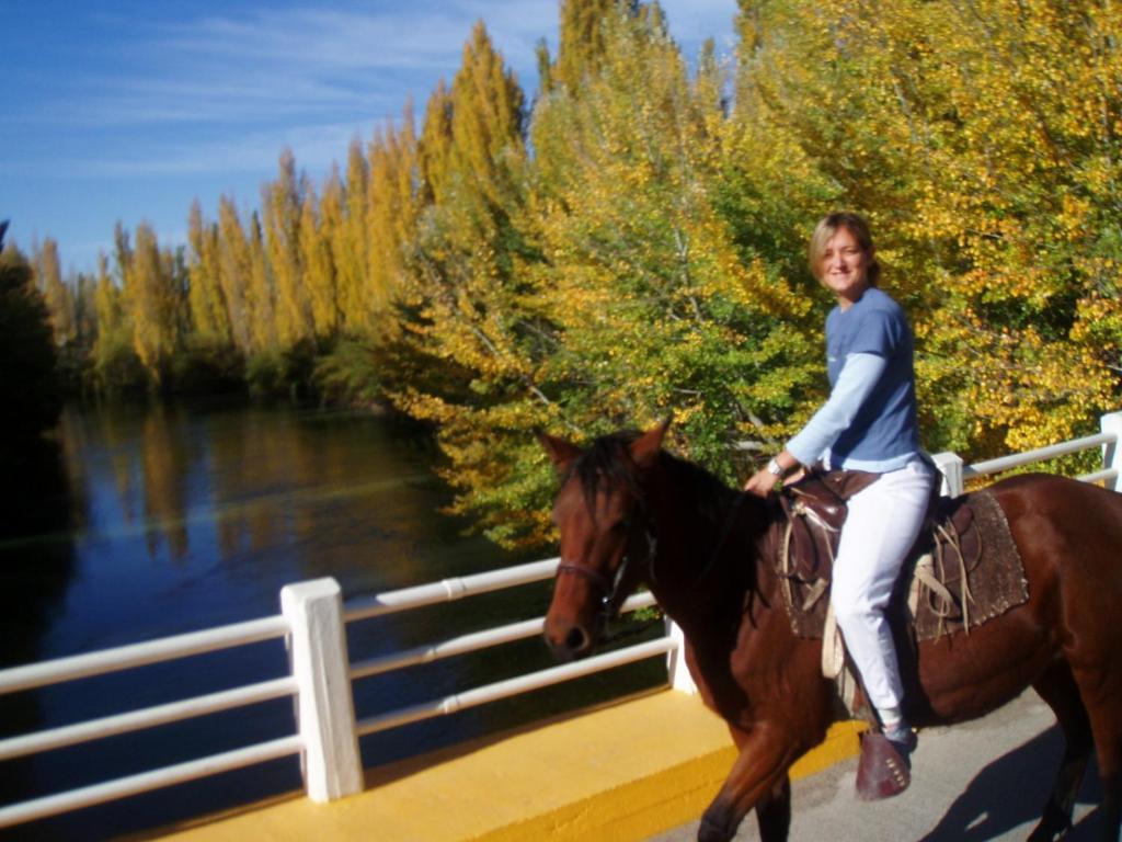 La Casona Del Rio Hotell Trelew Eksteriør bilde